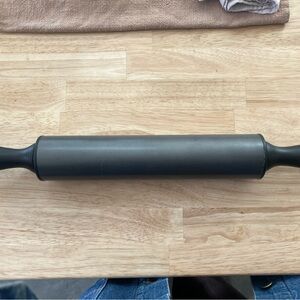 OXO Good Grips Nonstick 12-in Rolling Pin in Matte Black with Raised Handles